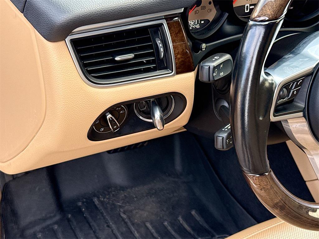 used 2018 Porsche Macan car, priced at $20,369