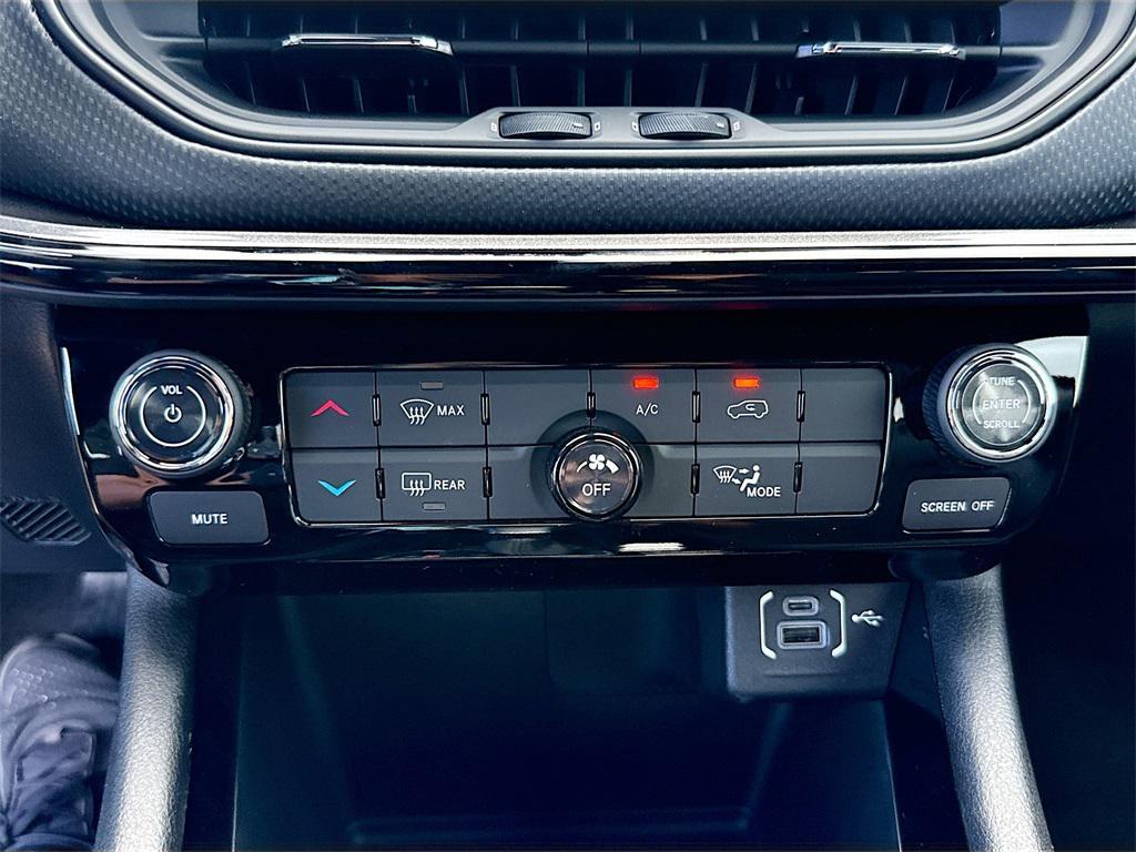 new 2026 Jeep Compass car, priced at $28,290