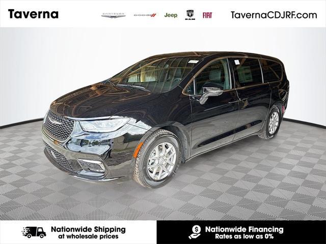 new 2025 Chrysler Pacifica car, priced at $42,165
