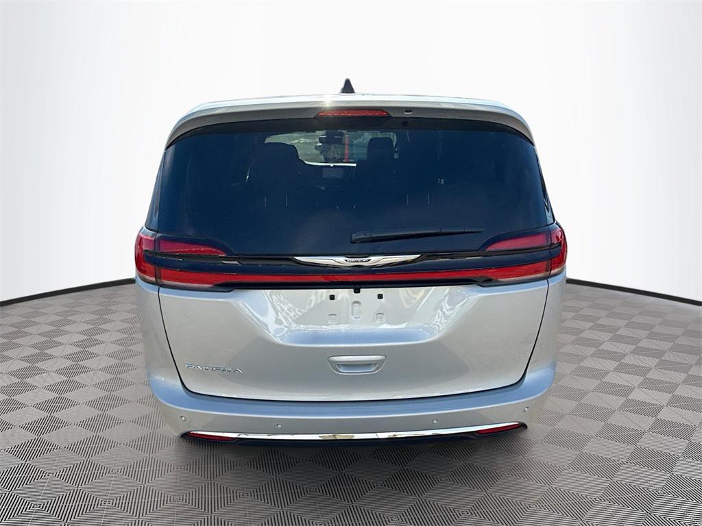 new 2026 Chrysler Pacifica car, priced at $37,563