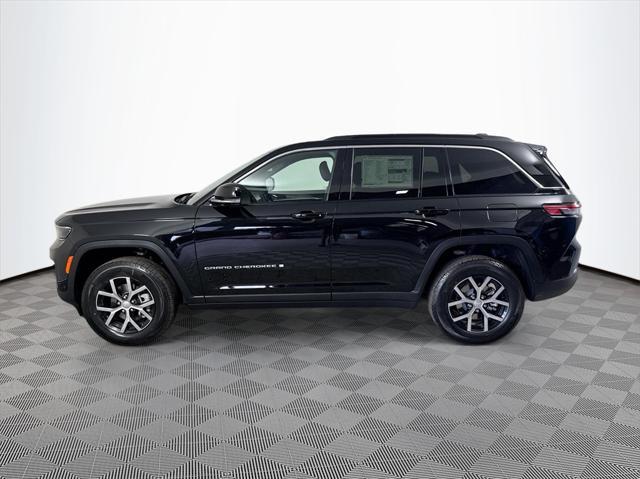 new 2025 Jeep Grand Cherokee car, priced at $39,785