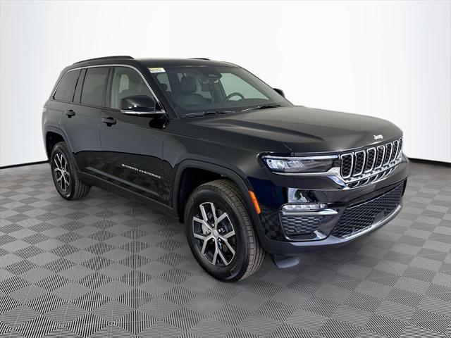 new 2025 Jeep Grand Cherokee car, priced at $39,629