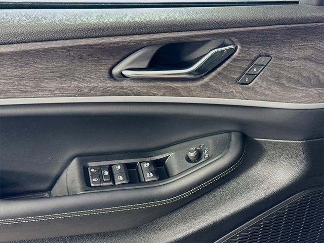 new 2025 Jeep Grand Cherokee car, priced at $39,785