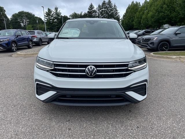 new 2024 Volkswagen Tiguan car, priced at $28,024