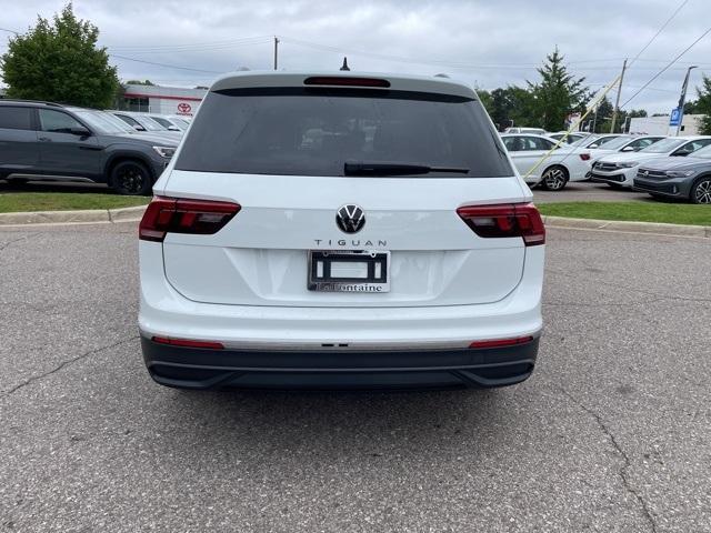 new 2024 Volkswagen Tiguan car, priced at $28,024