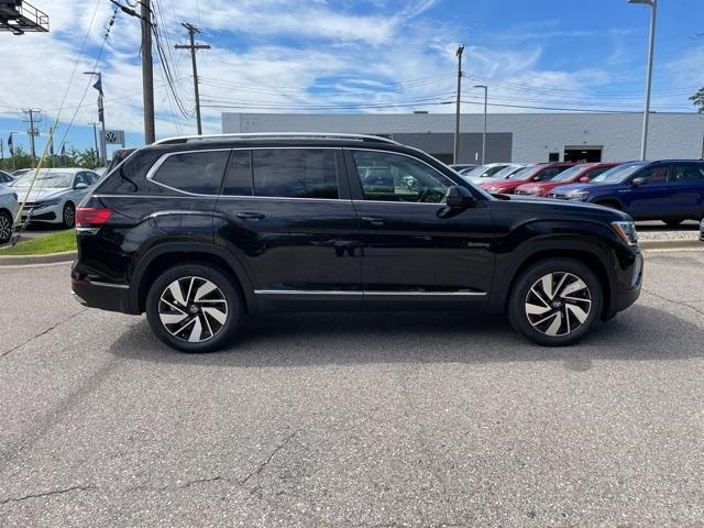 new 2024 Volkswagen Atlas car, priced at $46,879