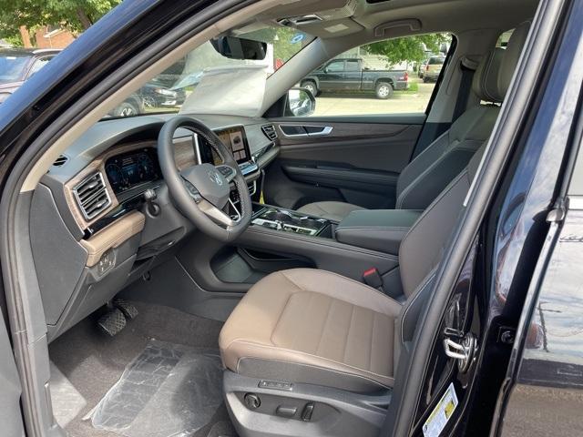 new 2024 Volkswagen Atlas car, priced at $46,879