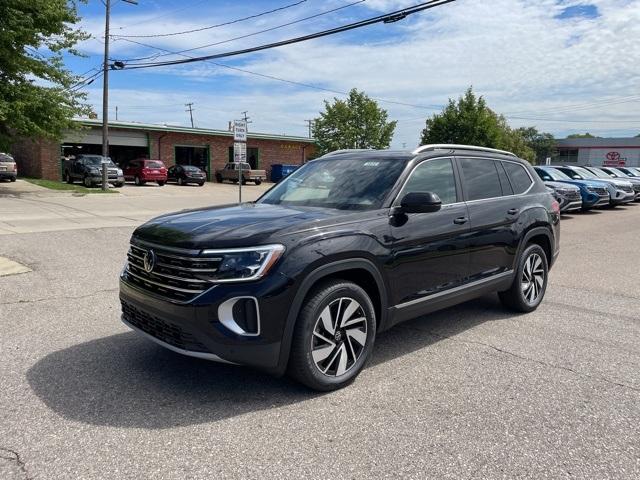 new 2024 Volkswagen Atlas car, priced at $46,879