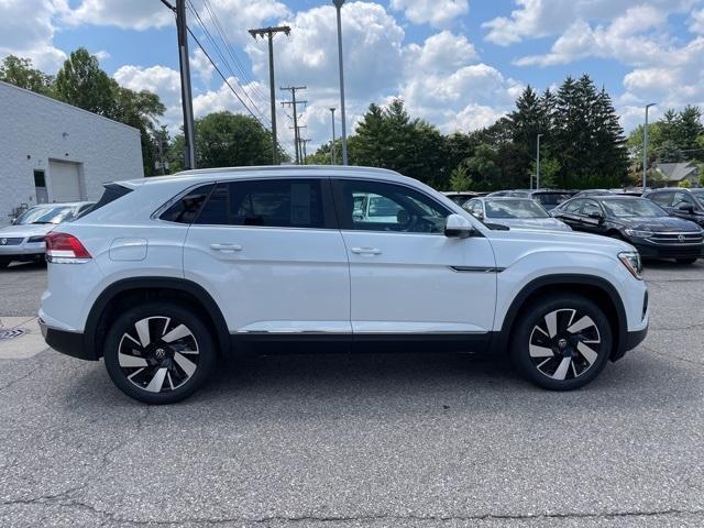 new 2024 Volkswagen Atlas Cross Sport car, priced at $46,284