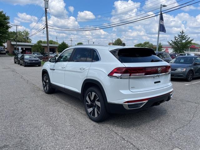 new 2024 Volkswagen Atlas Cross Sport car, priced at $46,284