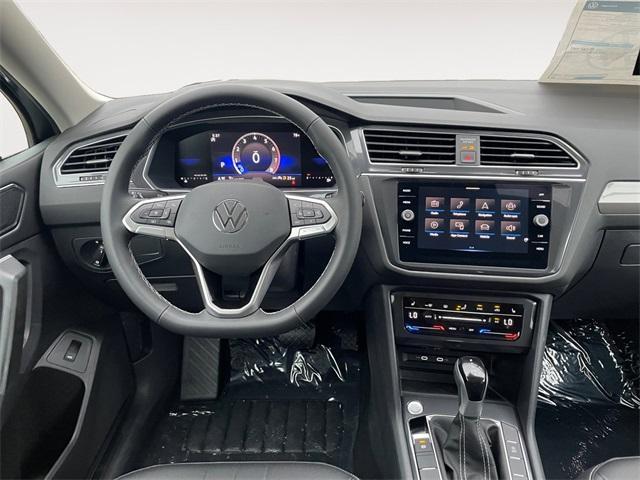 new 2024 Volkswagen Tiguan car, priced at $31,557