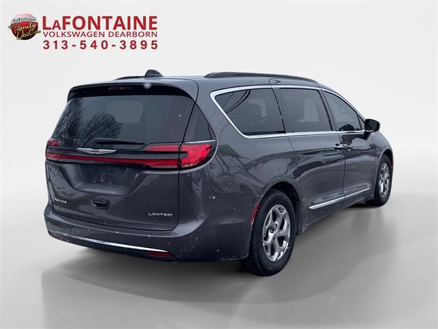 used 2023 Chrysler Pacifica car, priced at $32,400