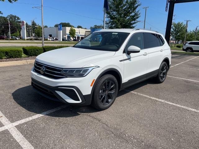 new 2024 Volkswagen Tiguan car, priced at $31,958