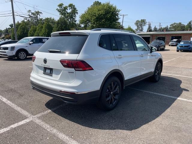 new 2024 Volkswagen Tiguan car, priced at $31,958