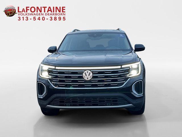 used 2024 Volkswagen Atlas car, priced at $40,900