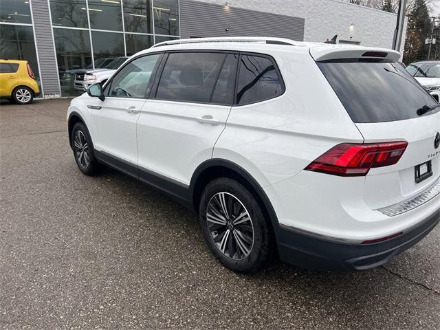 new 2024 Volkswagen Tiguan car, priced at $32,108