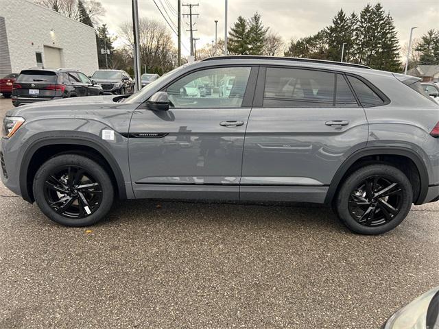 new 2025 Volkswagen Atlas Cross Sport car, priced at $49,046