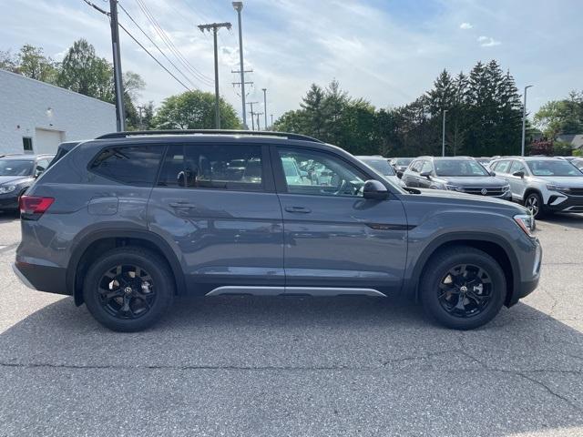 new 2024 Volkswagen Atlas car, priced at $49,356