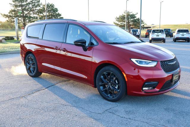 new 2026 Chrysler Pacifica car, priced at $50,329