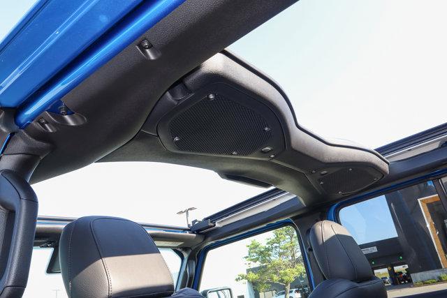 new 2025 Jeep Wrangler car, priced at $54,616