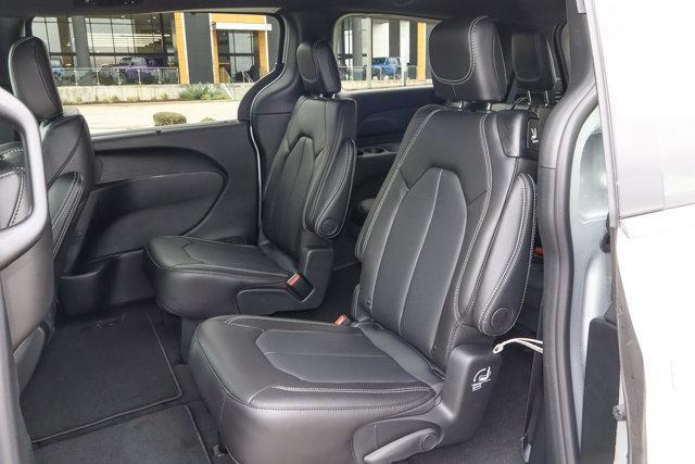new 2026 Chrysler Pacifica car, priced at $44,714