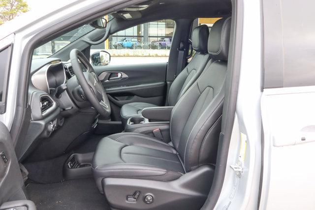 new 2026 Chrysler Pacifica car, priced at $44,714