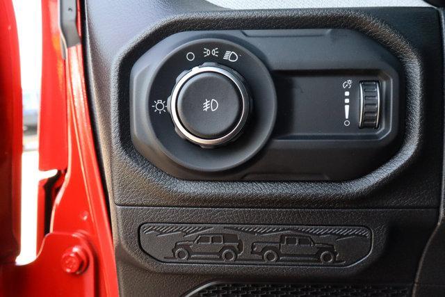 new 2025 Jeep Wrangler car, priced at $32,281