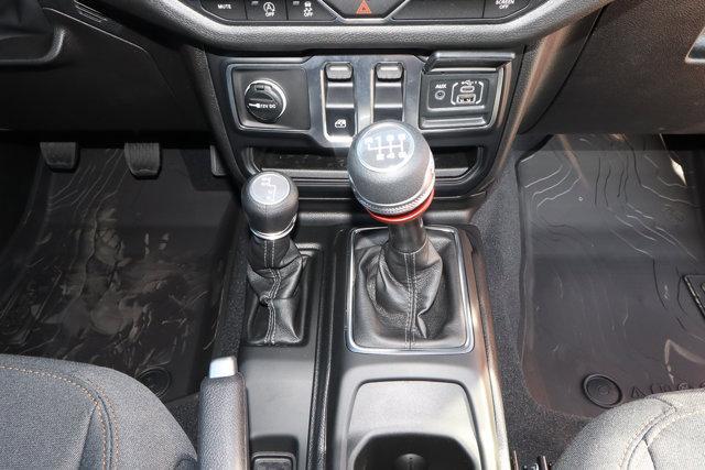 new 2025 Jeep Wrangler car, priced at $32,281