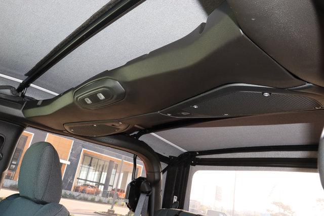 new 2025 Jeep Wrangler car, priced at $32,281