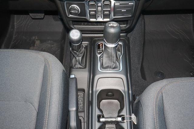 new 2025 Jeep Wrangler car, priced at $39,245