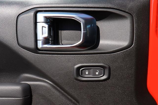 new 2025 Jeep Wrangler car, priced at $39,245