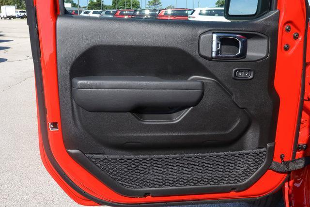 new 2025 Jeep Wrangler car, priced at $39,245