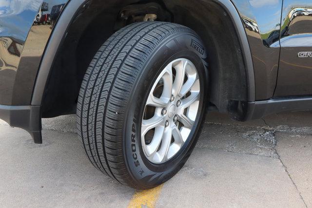 used 2021 Jeep Grand Cherokee car, priced at $19,979