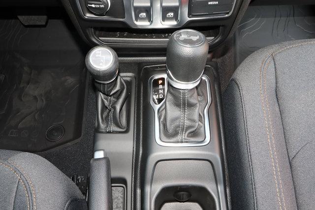 new 2025 Jeep Wrangler car, priced at $34,559