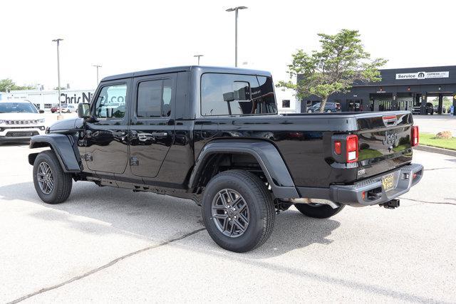 new 2025 Jeep Gladiator car, priced at $45,456