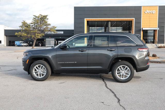 new 2025 Jeep Grand Cherokee car, priced at $35,238