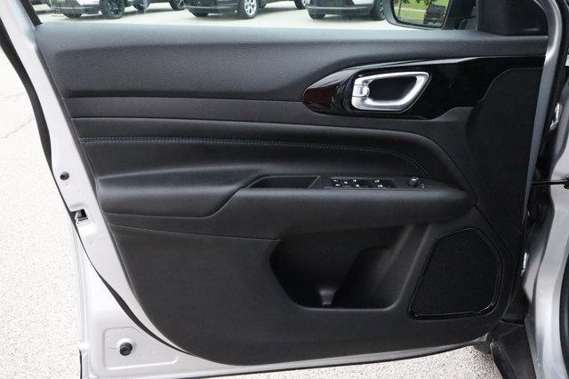 new 2025 Jeep Compass car, priced at $29,988