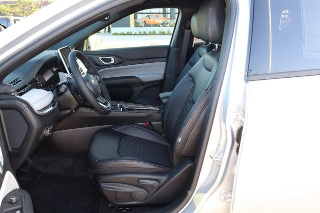 new 2025 Jeep Compass car, priced at $27,988