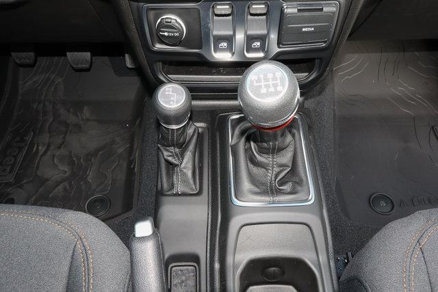 new 2025 Jeep Wrangler car, priced at $33,307
