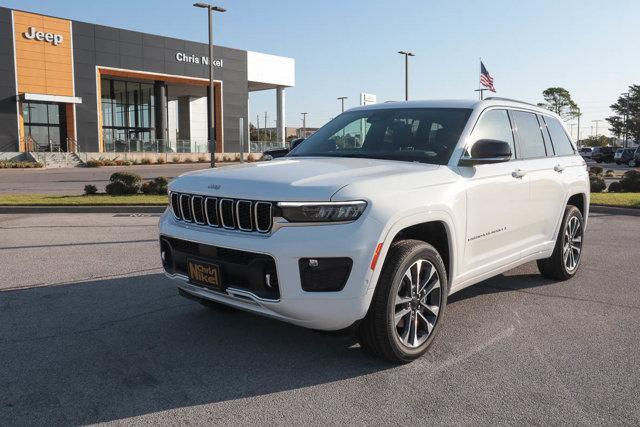 new 2025 Jeep Grand Cherokee car, priced at $56,817