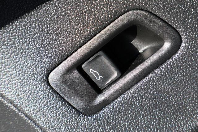 used 2025 Volkswagen Atlas car, priced at $35,988