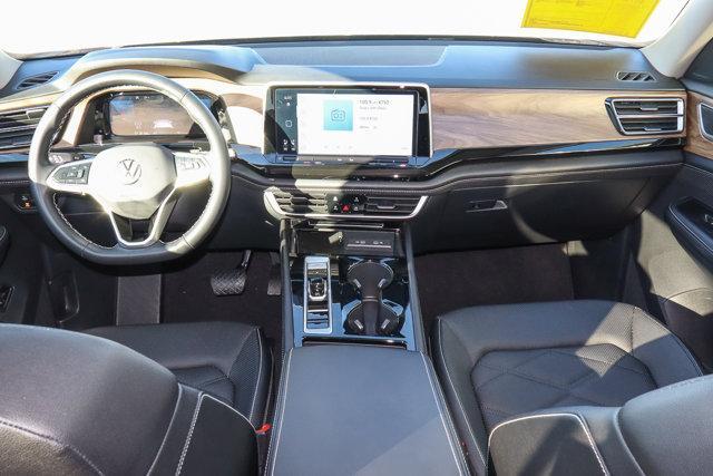 used 2025 Volkswagen Atlas car, priced at $35,988