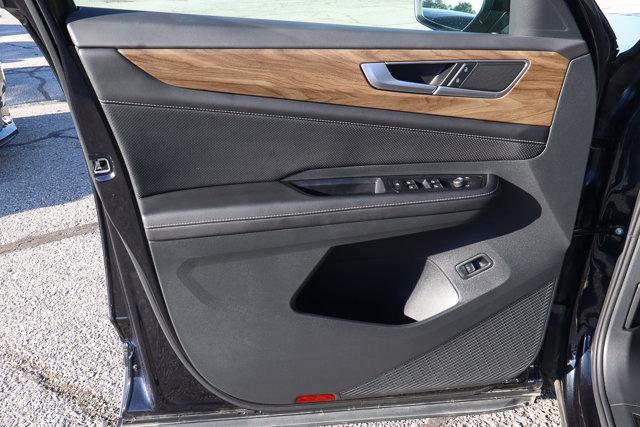 used 2025 Volkswagen Atlas car, priced at $35,988