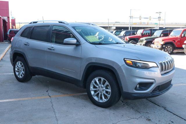 used 2019 Jeep Cherokee car, priced at $13,979