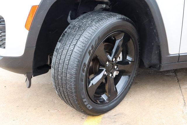 used 2023 Jeep Grand Cherokee car, priced at $32,388