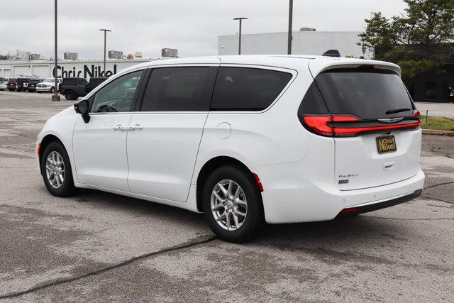 new 2026 Chrysler Pacifica car, priced at $44,219