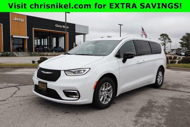 new 2026 Chrysler Pacifica car, priced at $44,219