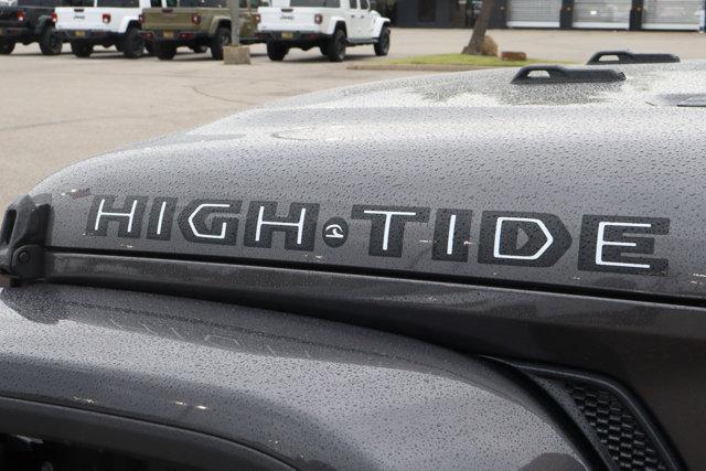 new 2025 Jeep Gladiator car, priced at $46,698