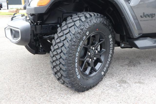 new 2025 Jeep Gladiator car, priced at $46,698