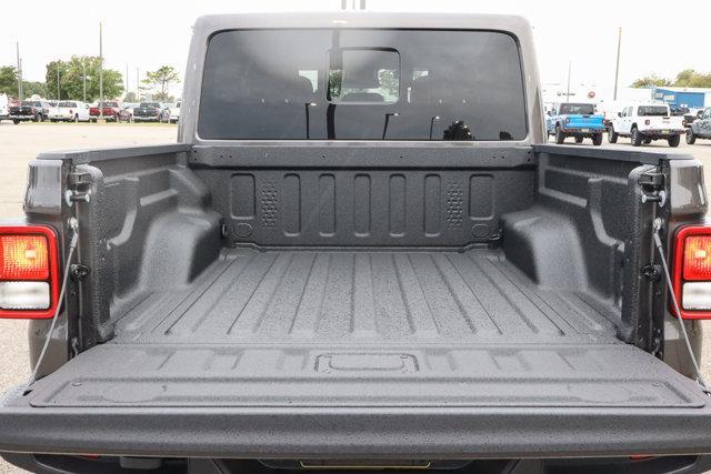 new 2025 Jeep Gladiator car, priced at $46,698